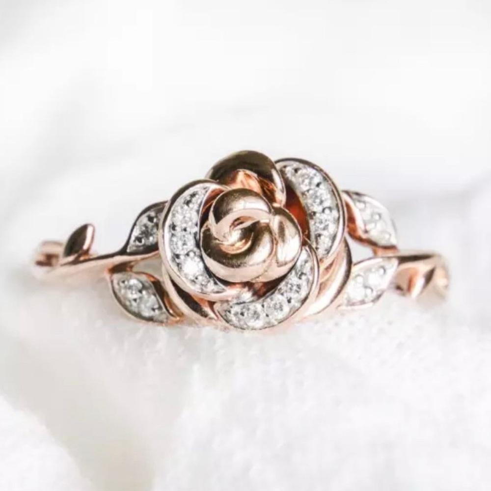 SOLD Belle Rose Ring Retail $779 Zales 10kt Rose Gold Size 7 Disney